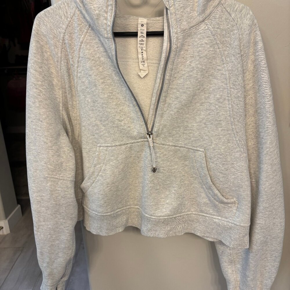 lululemon scuba half zip Size M/L - Picture 2 of 5